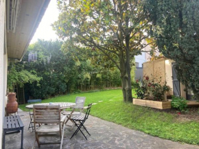 Maison familiale avec jardin